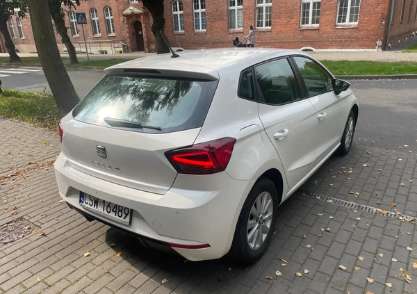 Seat Ibiza cena 42900 przebieg: 42744, rok produkcji 2018 z Świecie małe 79